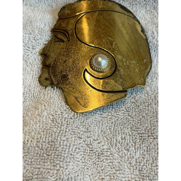 Rare 1970s Chanel Gold Colored LADYS HEAD W/ Pearl Belt Buckle (Poor Shape) - Picture 3 of 16